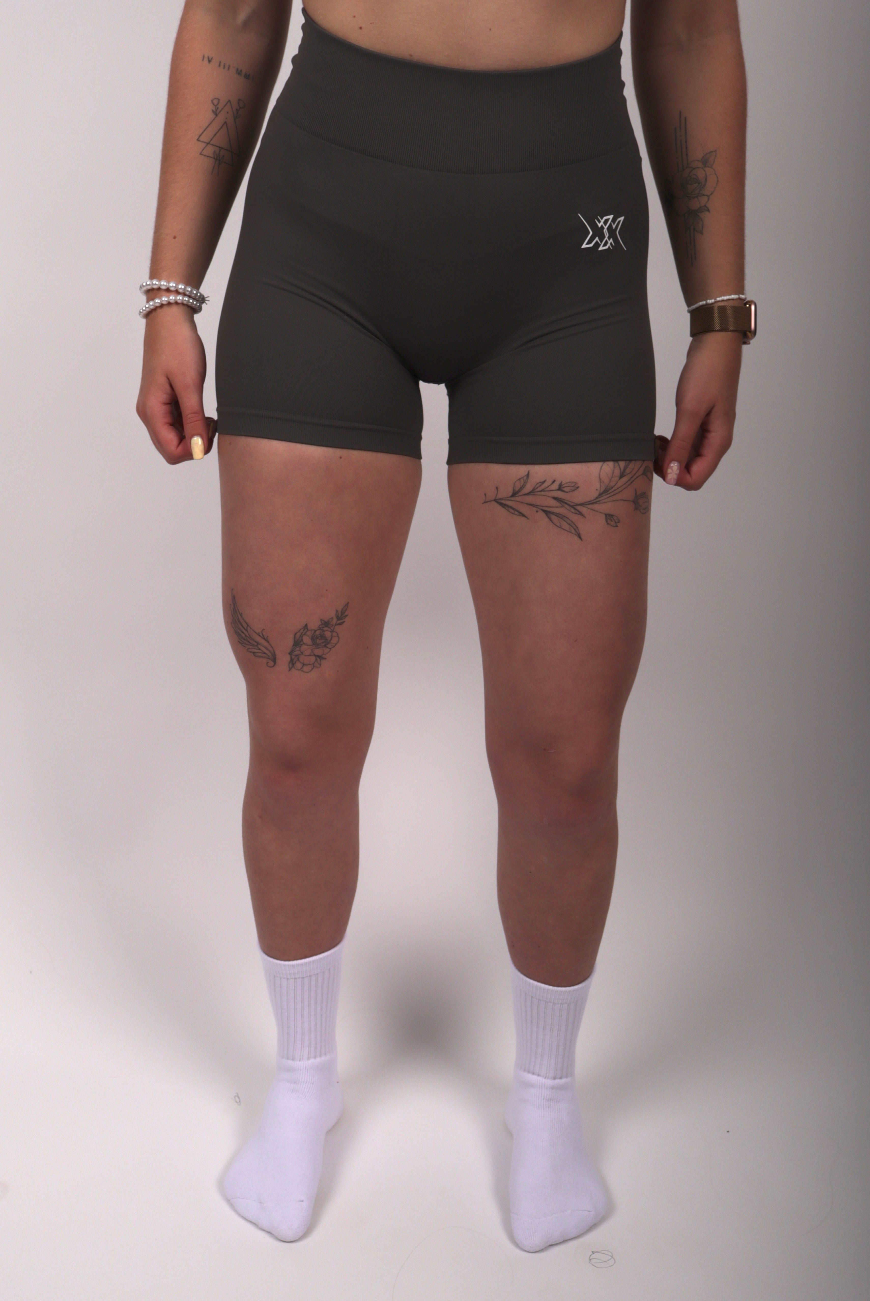 Performance Short Stone Grey